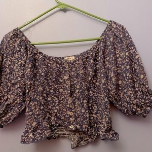 Off shoulder flowery blue cropped top